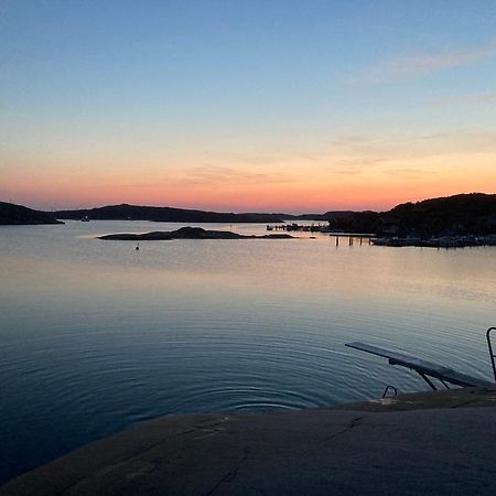 Kustnaera Vandrarhem Hamburgsund Exterior foto