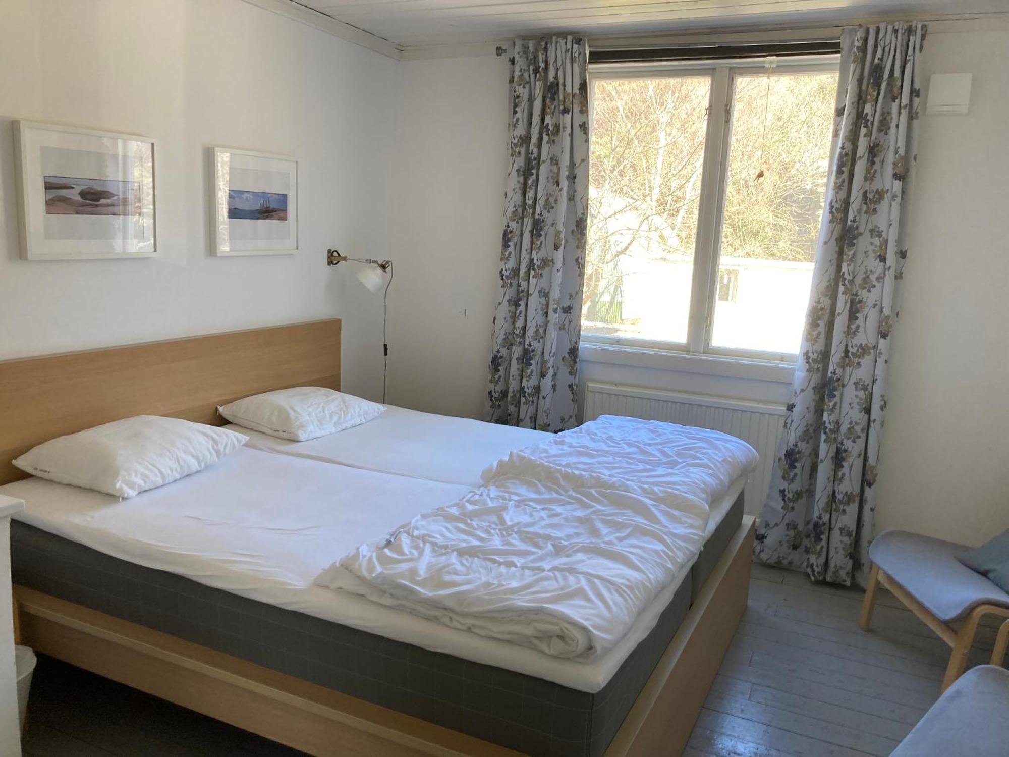 Kustnaera Vandrarhem Hamburgsund Exterior foto