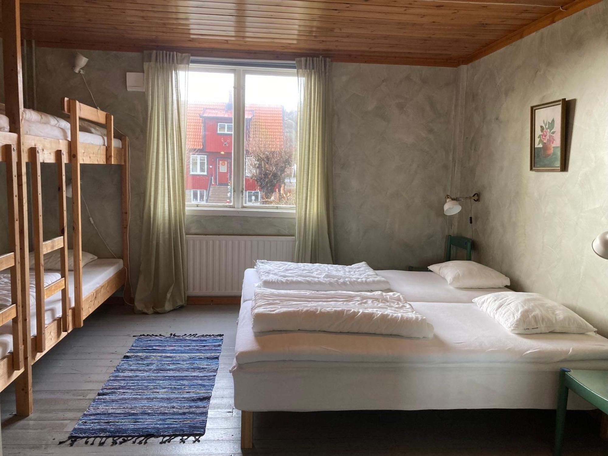 Kustnaera Vandrarhem Hamburgsund Quarto foto